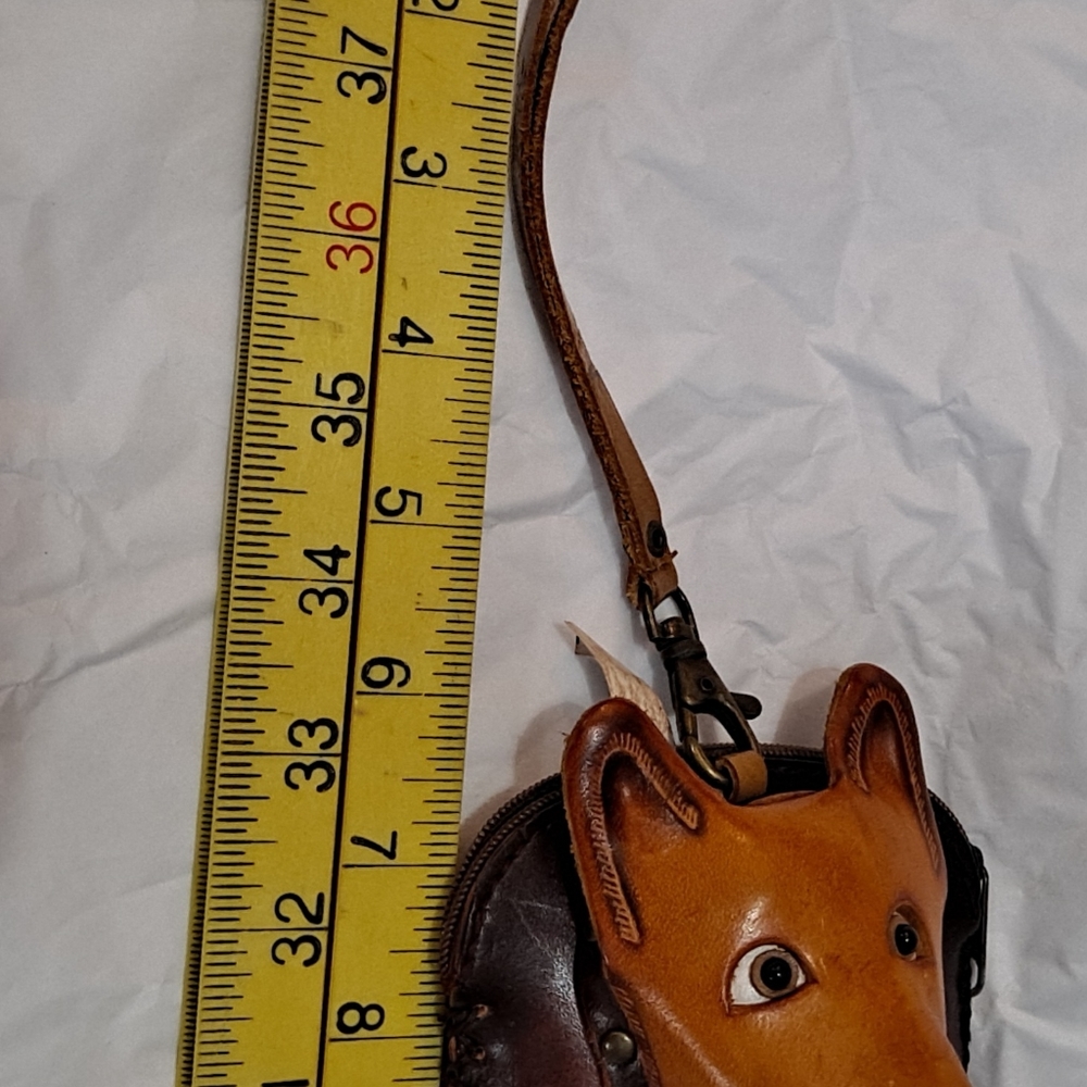 Dog shaped leather hand crafted wristlet coin purse. EUC - Picture 5 of 12